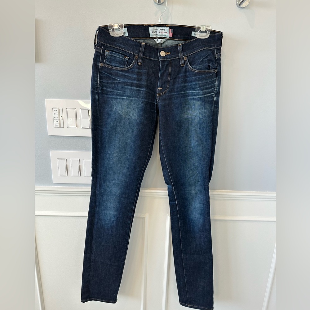 Lucky Brand Jeans dark wash Charlie Skinny
